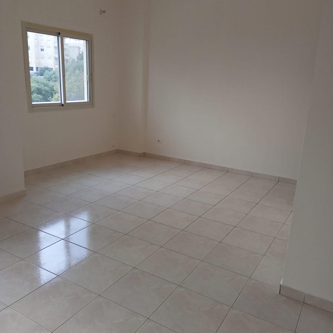 Rent - Appartment - Jbeil Blat