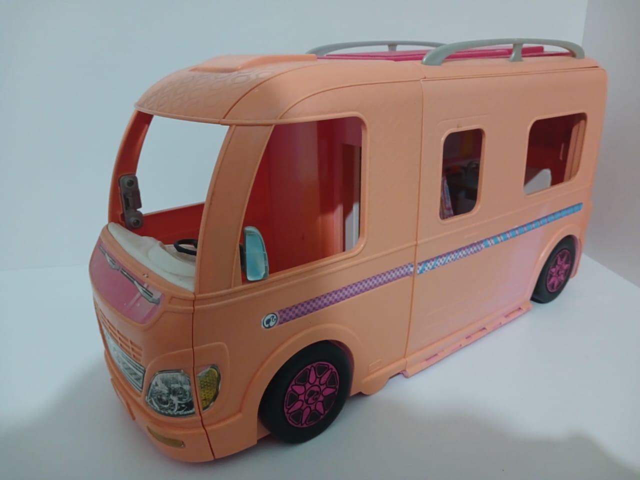 Girl’s Bundle - Doll House & Barbie Items