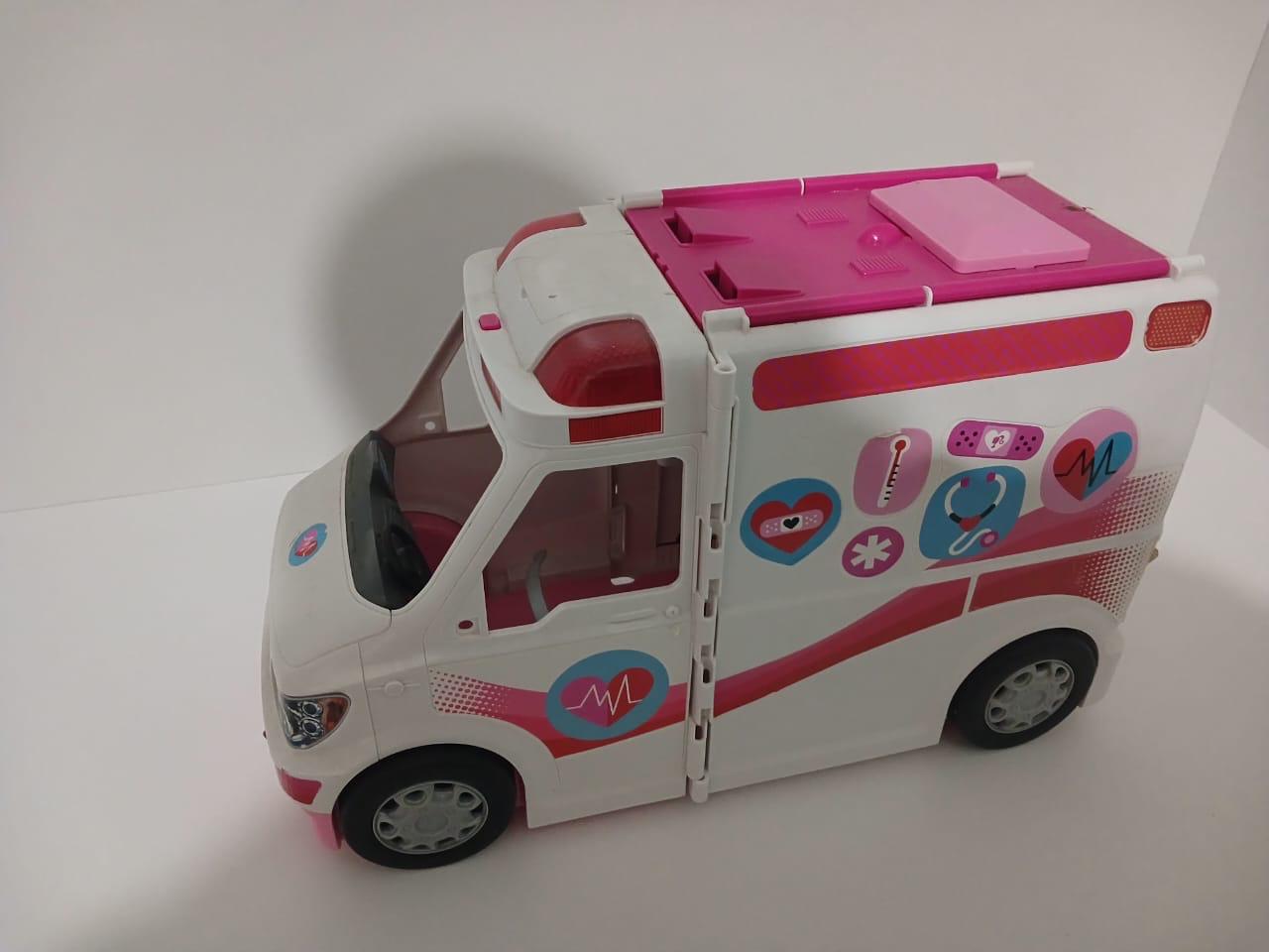 Girl’s Bundle - Doll House & Barbie Items