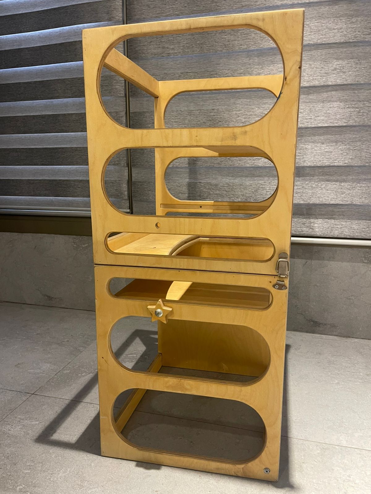 Learning Tower - Montessori
