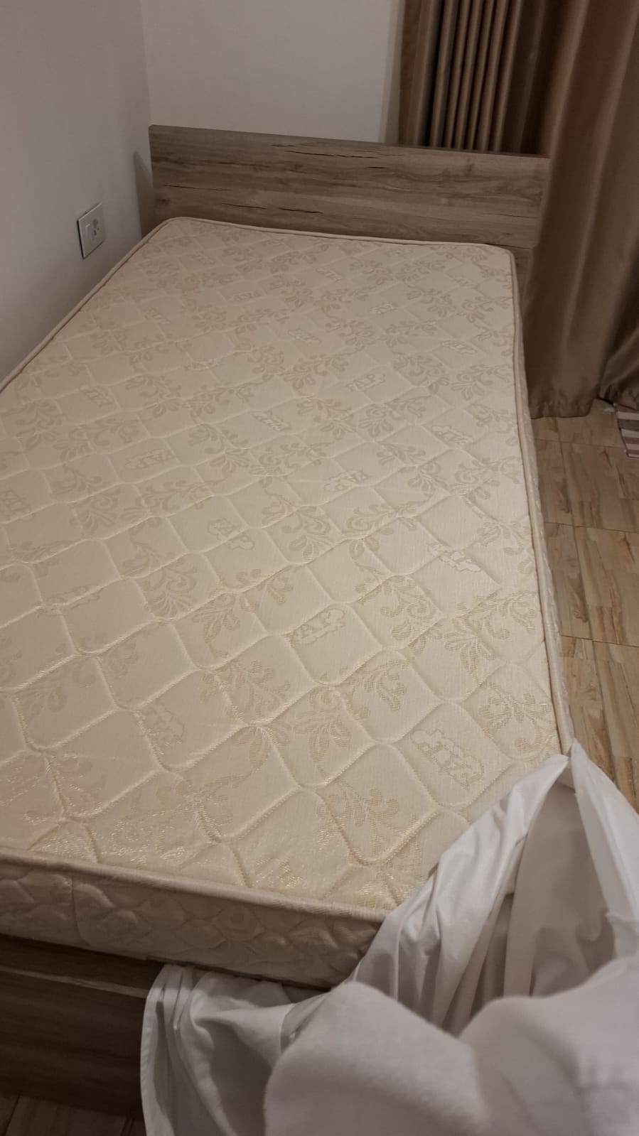Set of 2 Single Beds