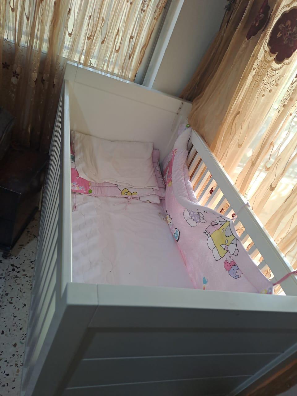 Crib