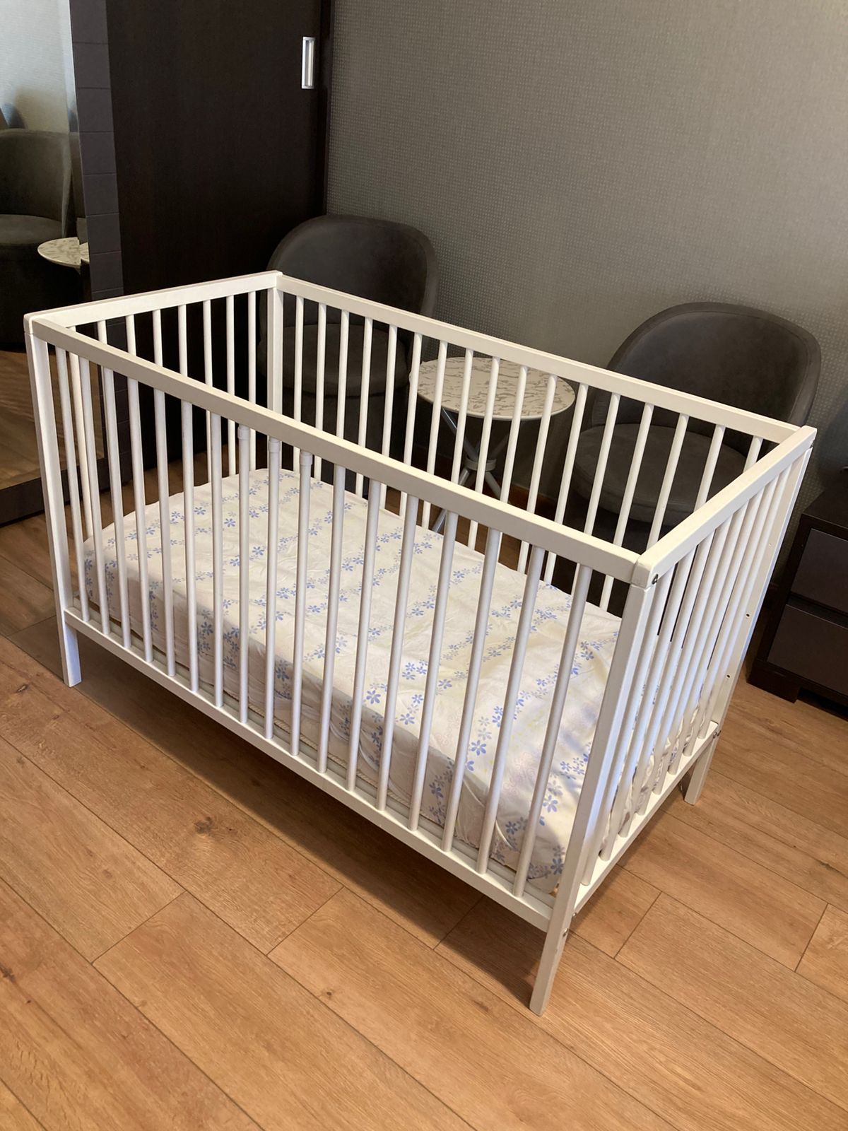 Crib