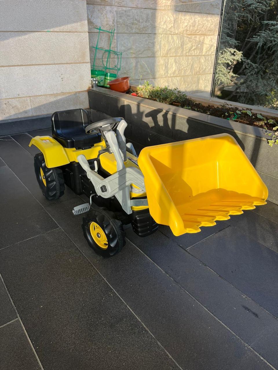 Tractor - Pedal Ride On