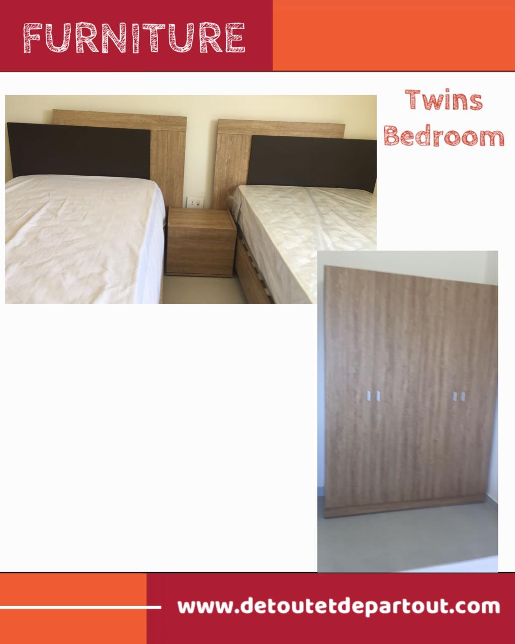 Twin Bedroom - 2 Beds and Closet
