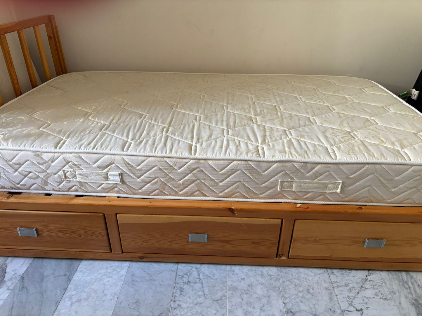Single Bed with Mattress