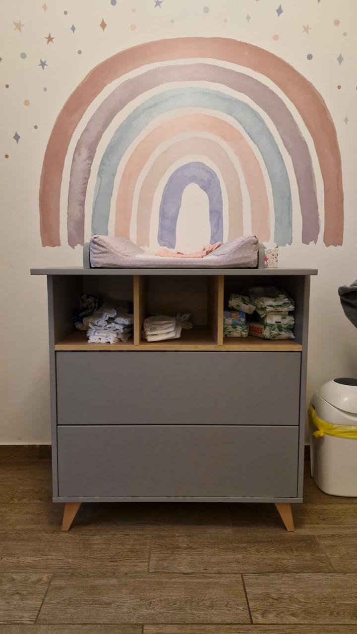 Baby Room: Closet and Drawers Unit