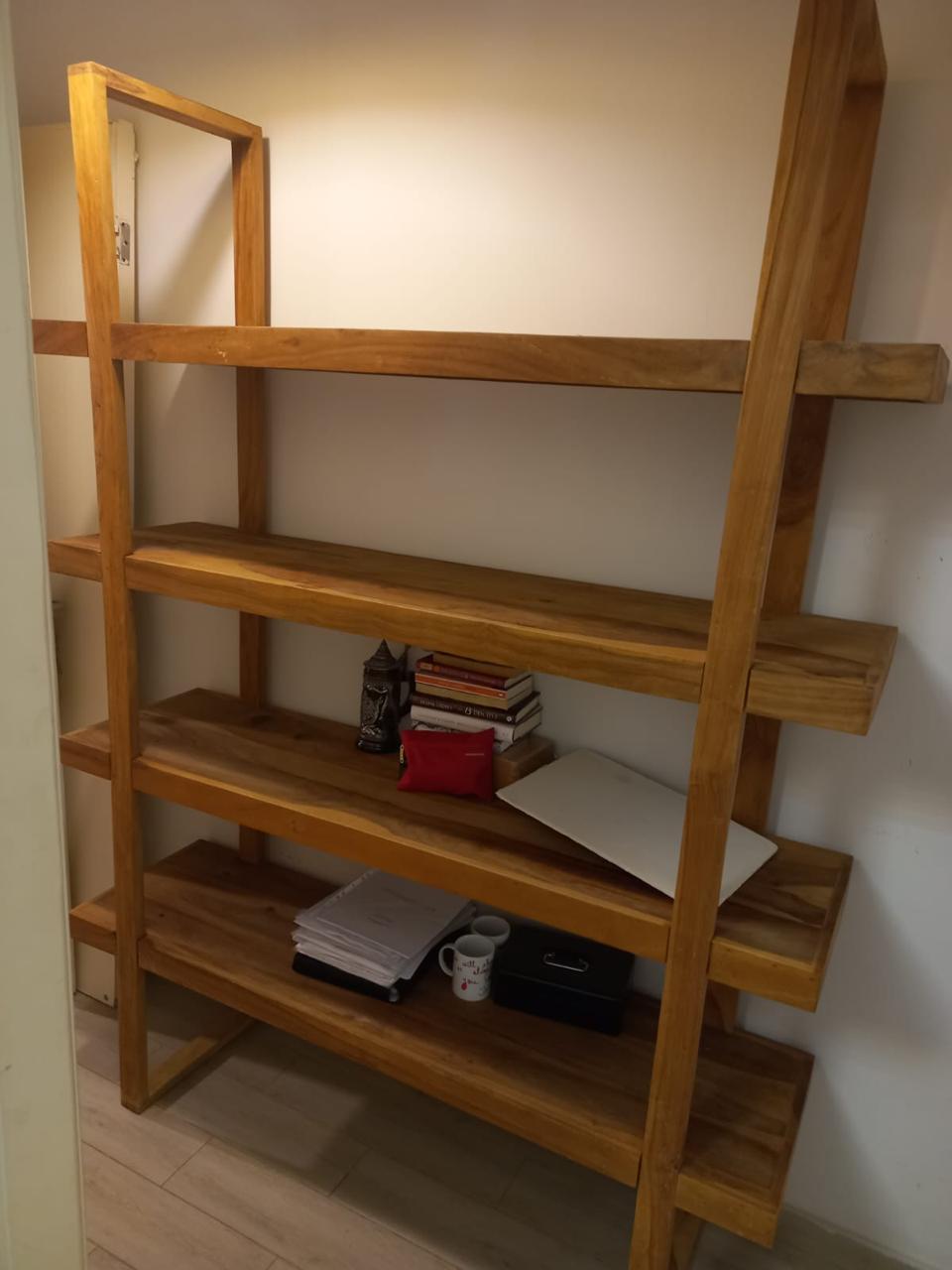 Shelves Unit
