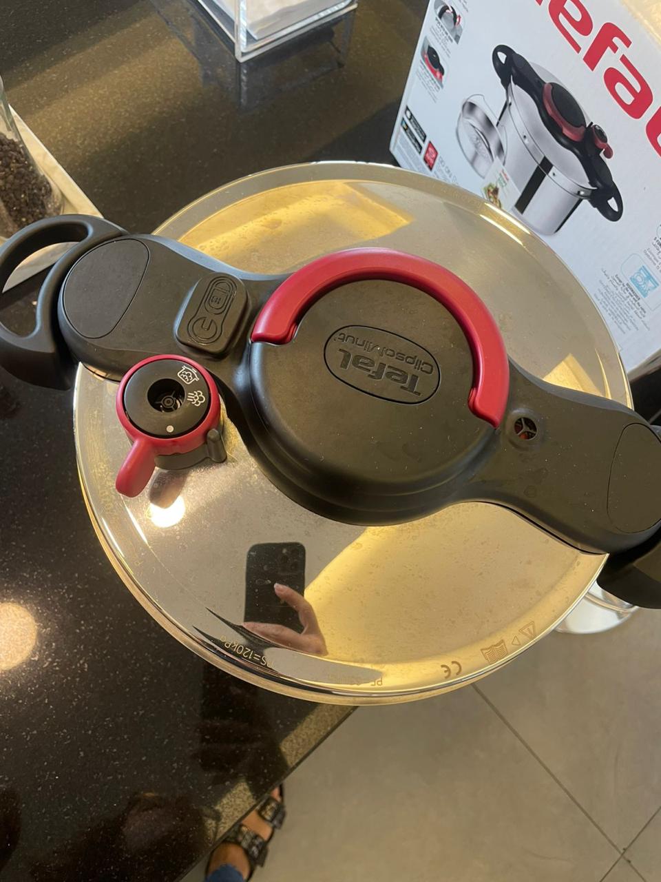 Pressure Cooker