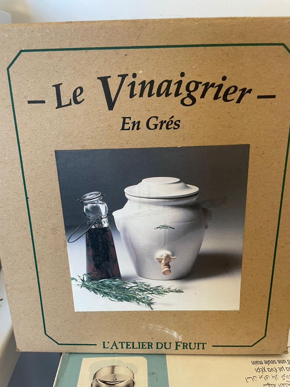 Vinegar Maker