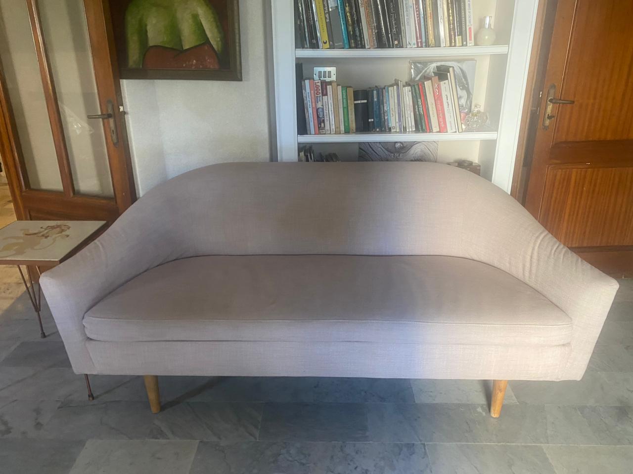 Sofa - Couch
