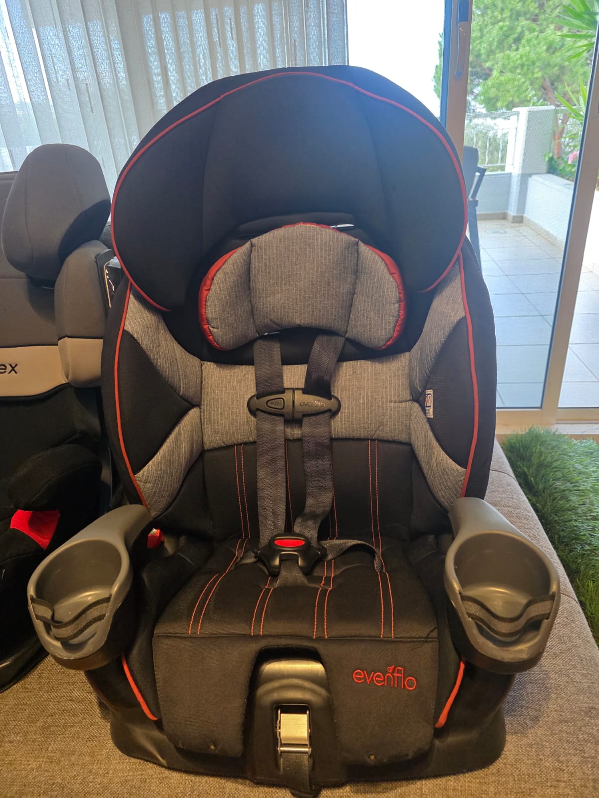 Car Seat - Stage 2 and 3