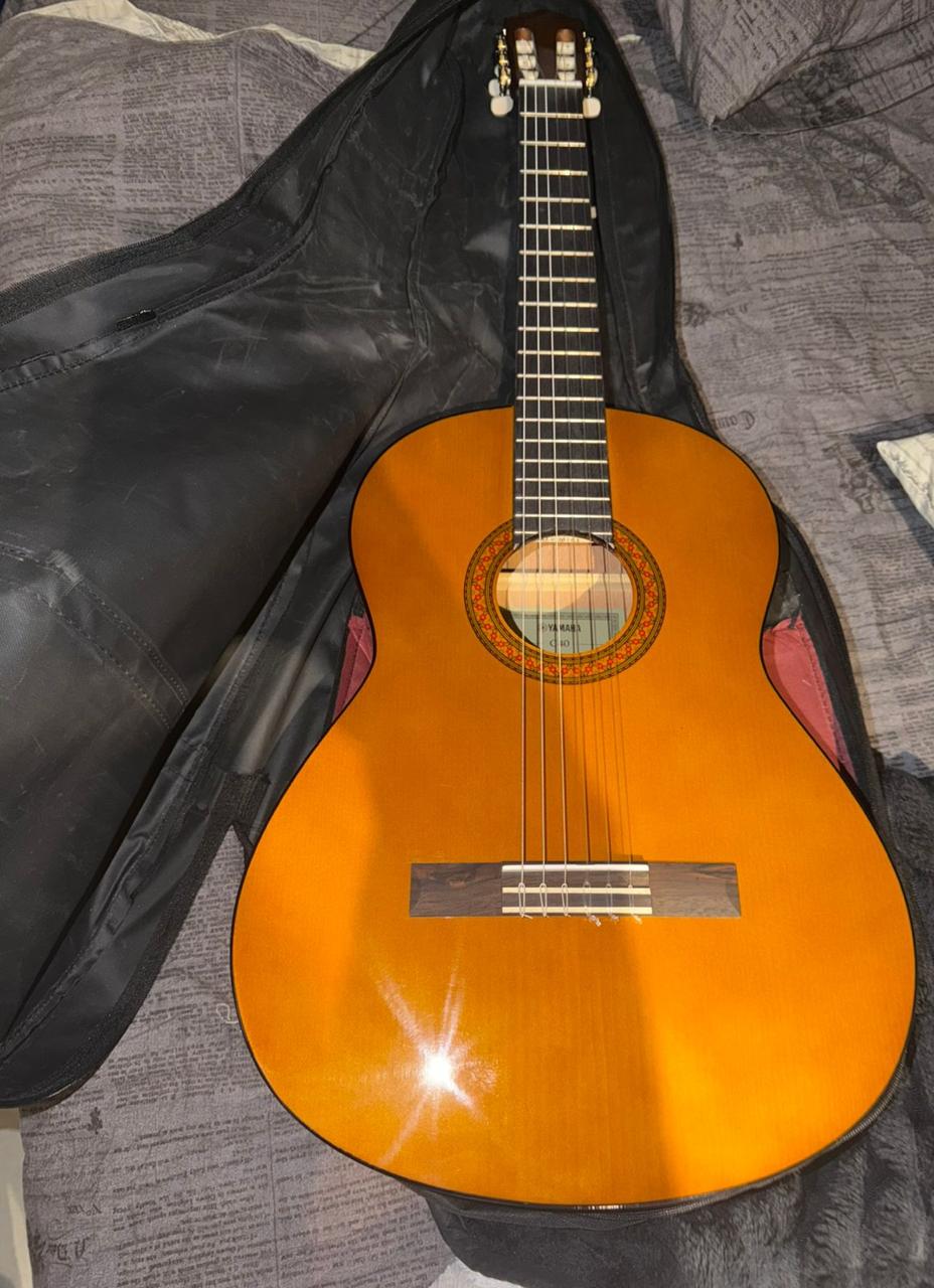 Classic Guitar - Yamaha