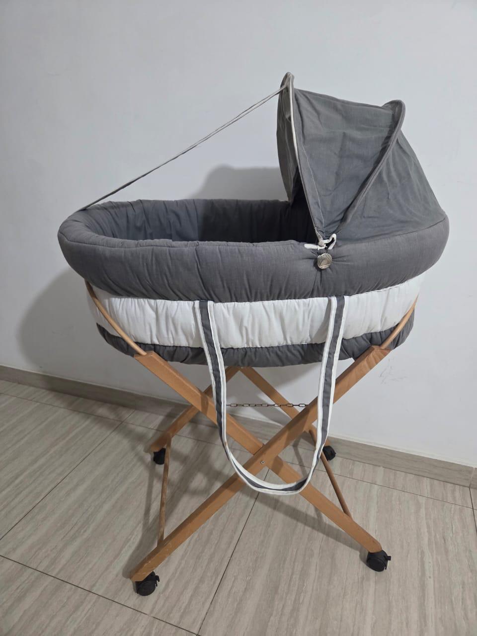 Bassinet with Stand