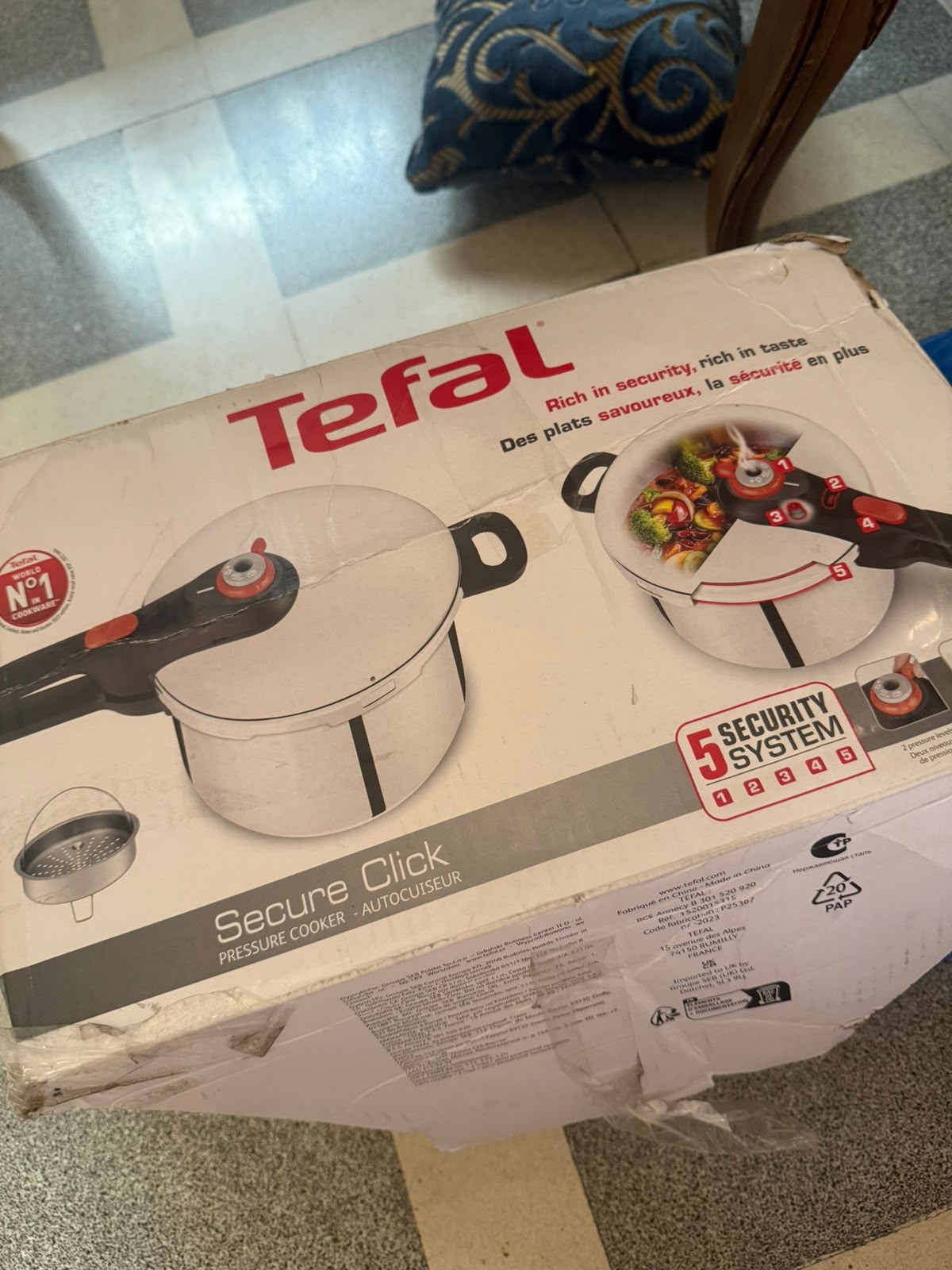 Pressure Cooker - New