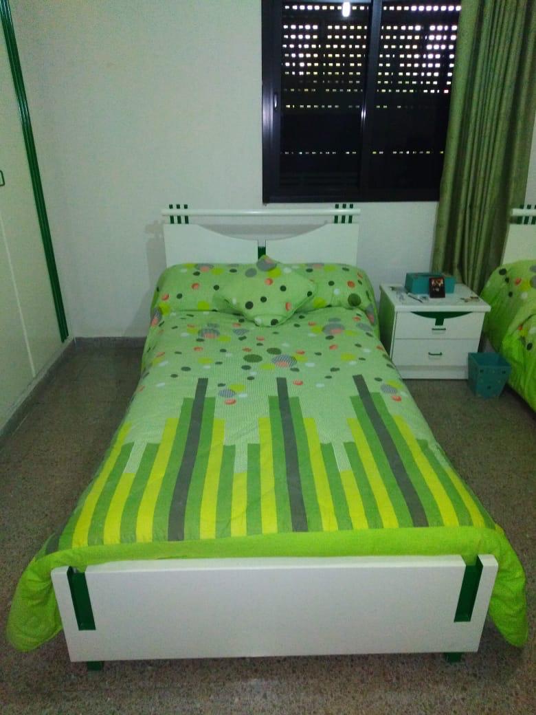 Set of 2 single Beds with Mattress