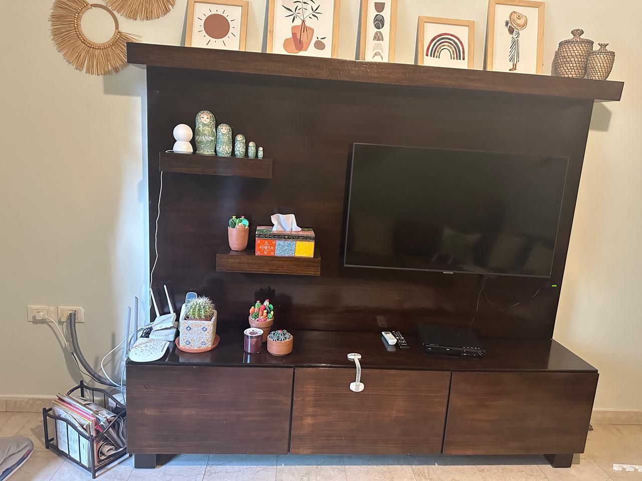 TV Unit