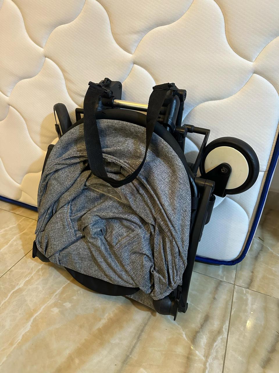 Light Stroller - Bag Folding