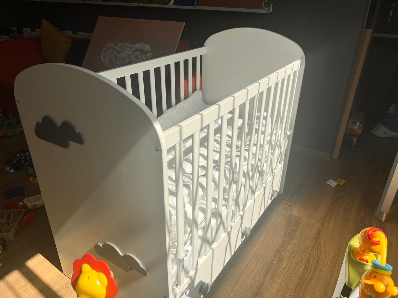 Crib - New