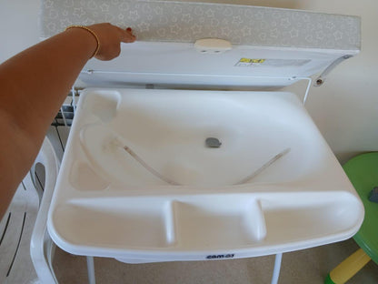Bathtub and Changer