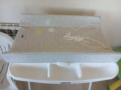Bathtub and Changer