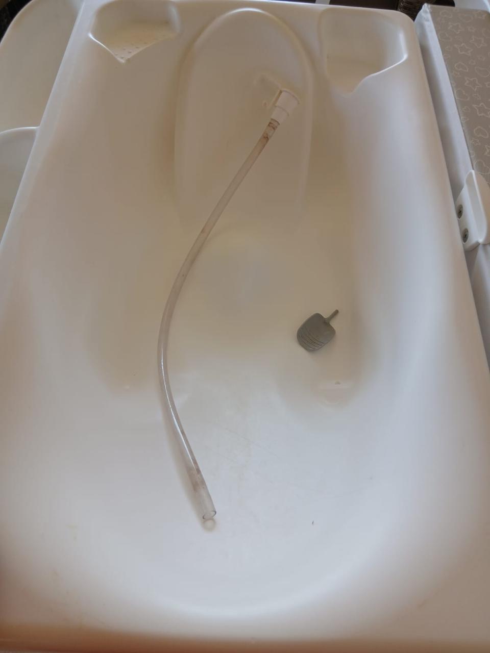 Bathtub and Changer
