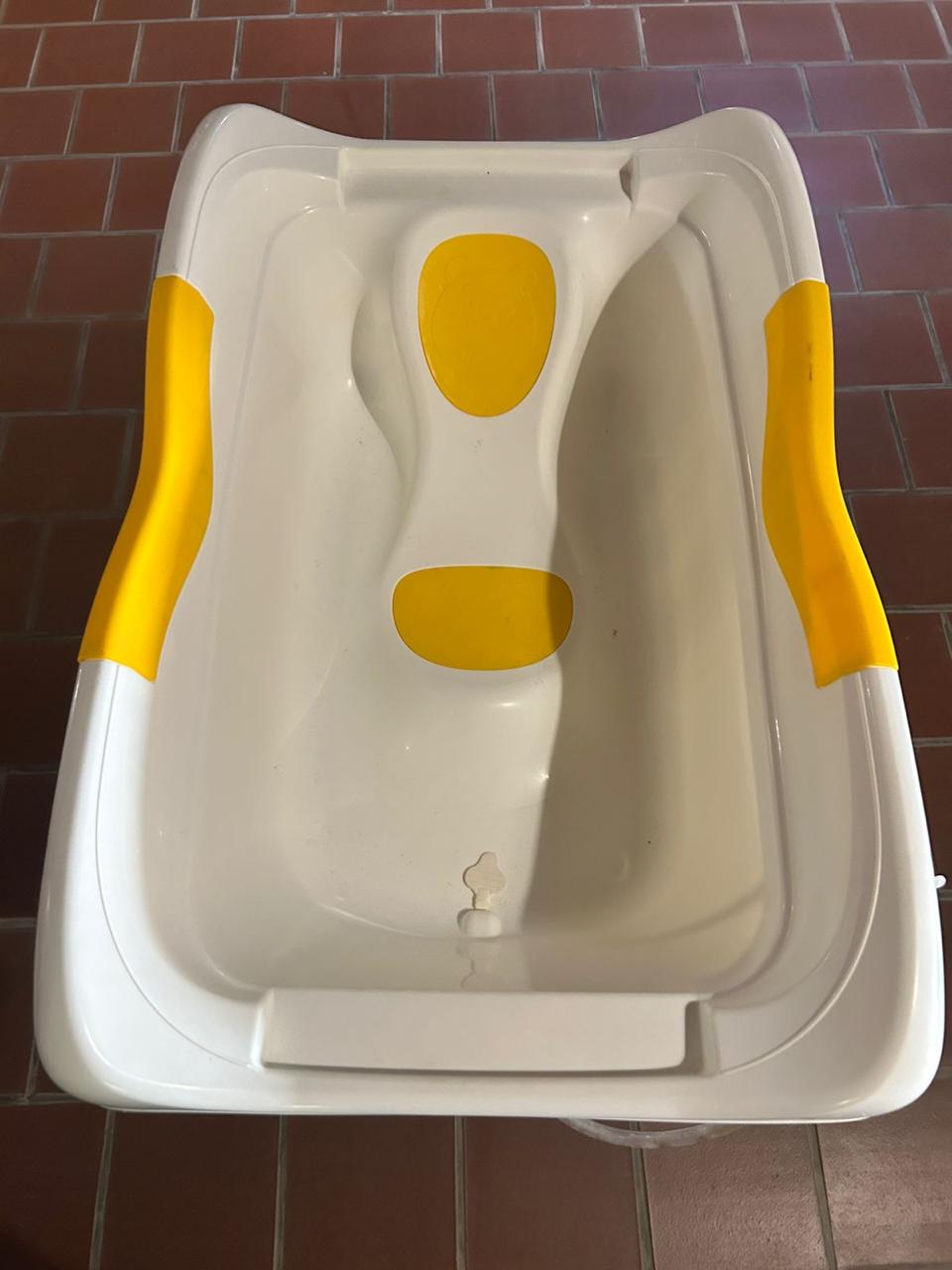Bathtub