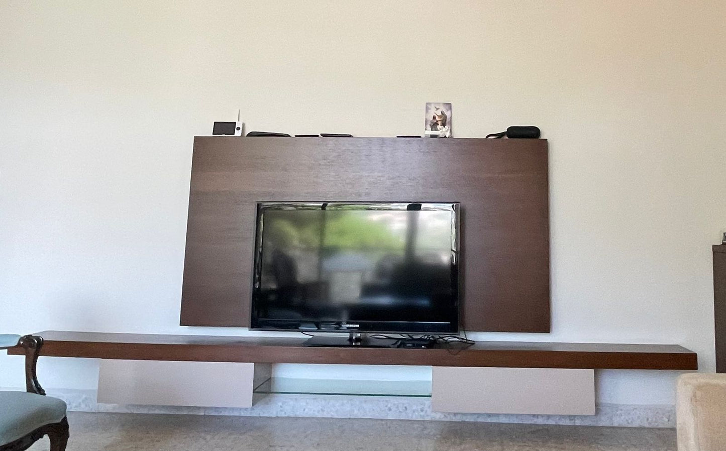 TV Unit