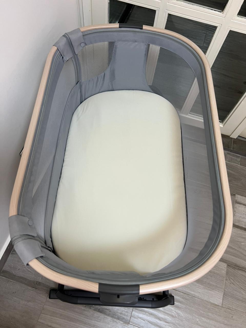 Next to Me - Maxi Cosi