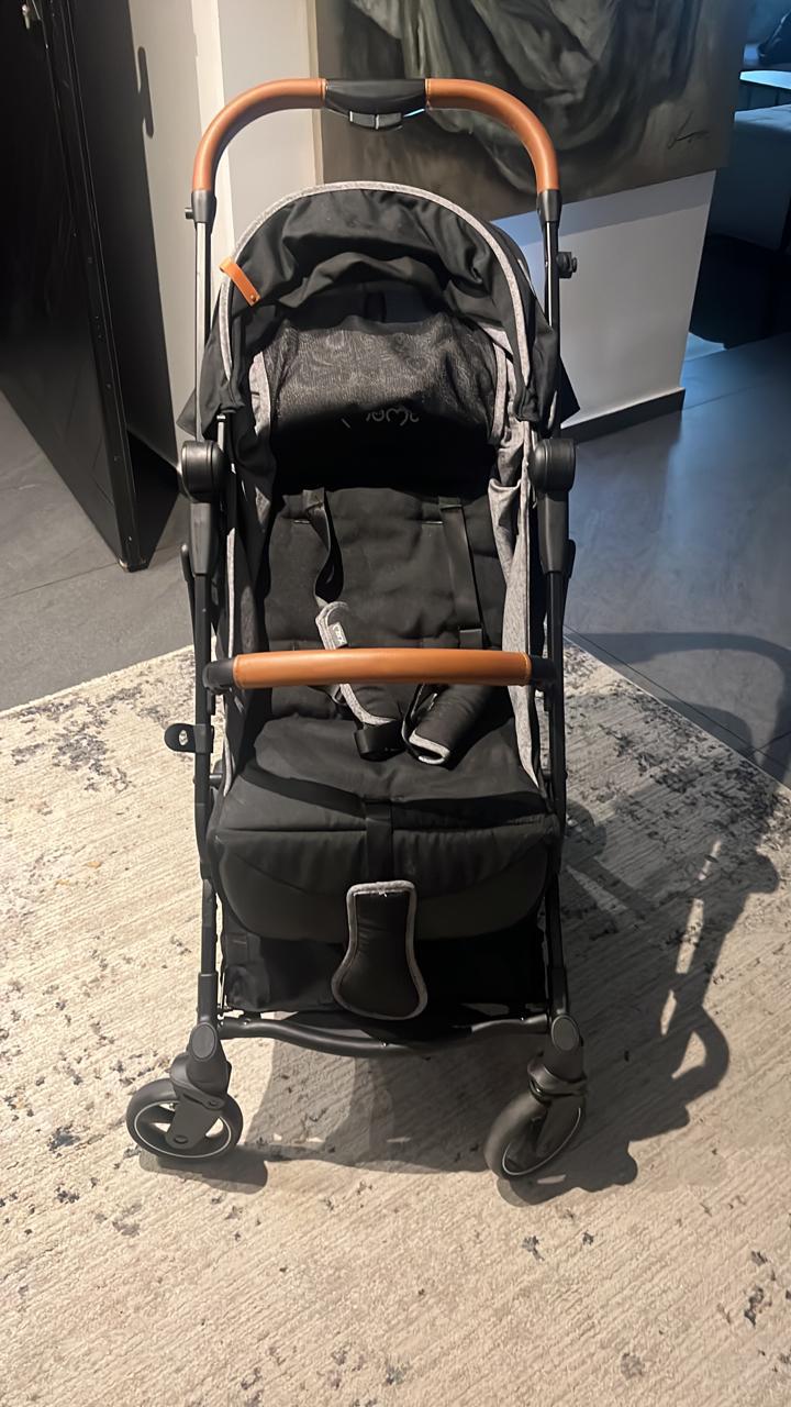 Light Stroller - Momi