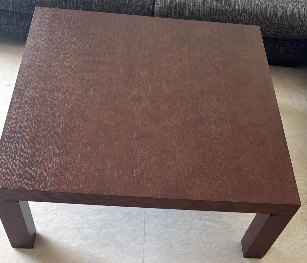 L Shape with Table
