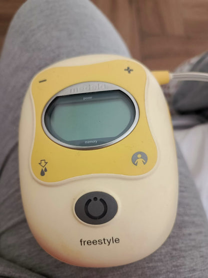 Pump - Medela Freestyle