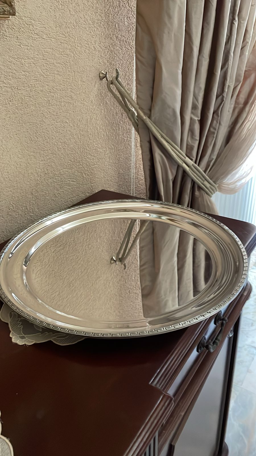 Silver Trays - Round