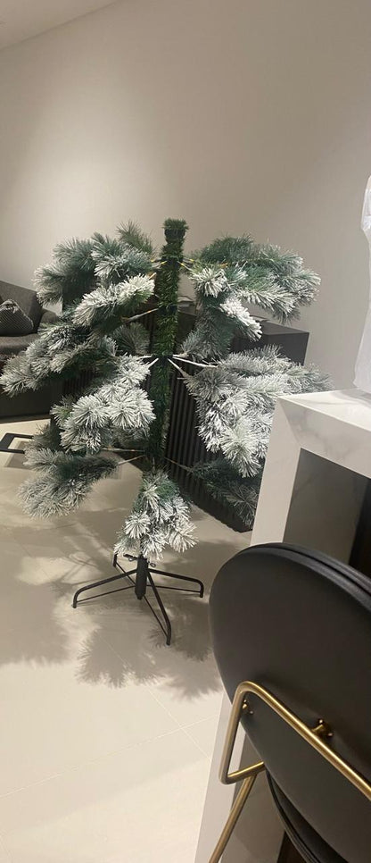 Christmas Tree - 210cm