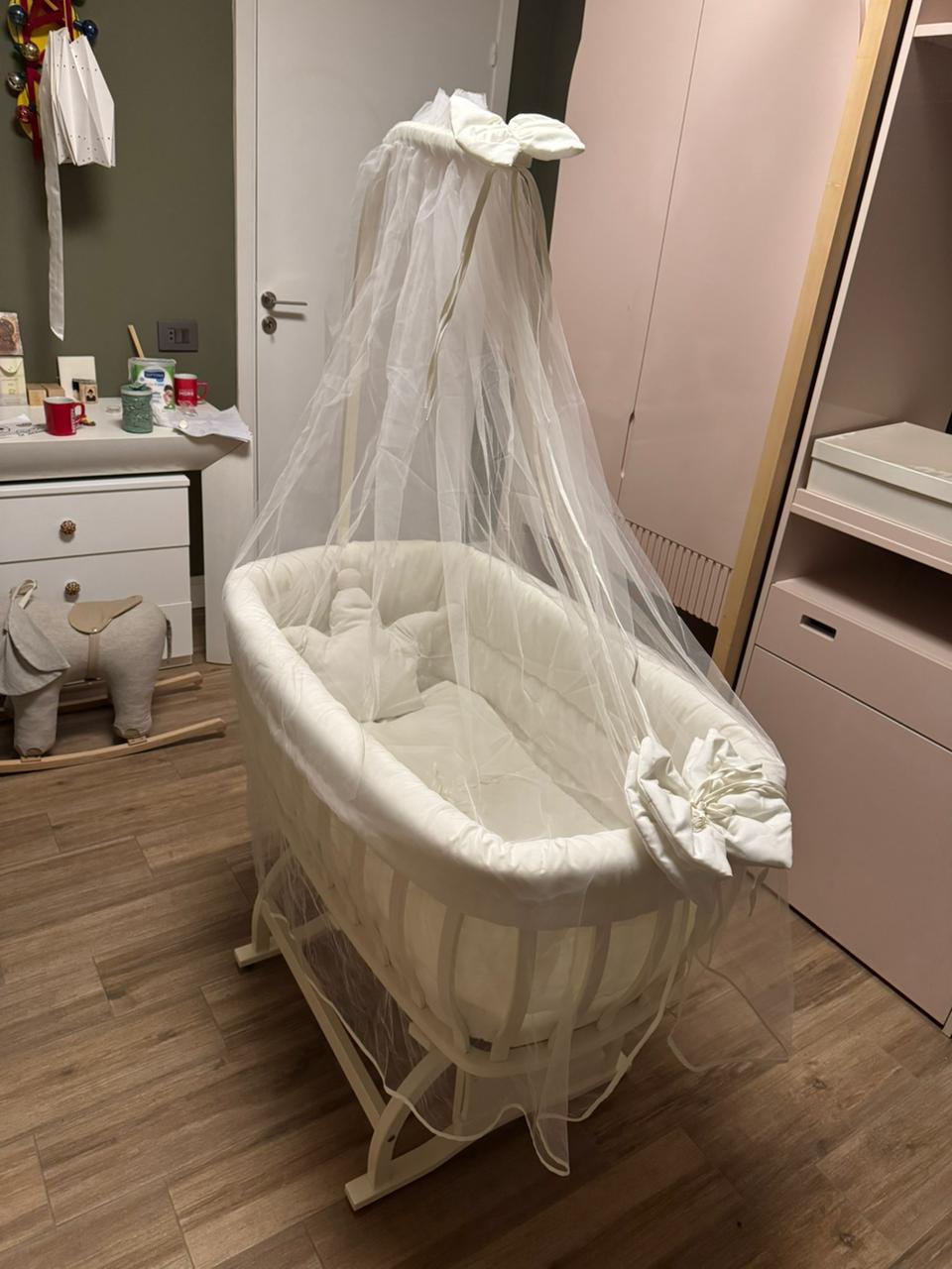 Bassinet - Wood