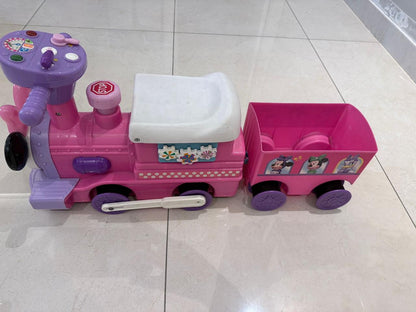 Train - Minnie Mouse