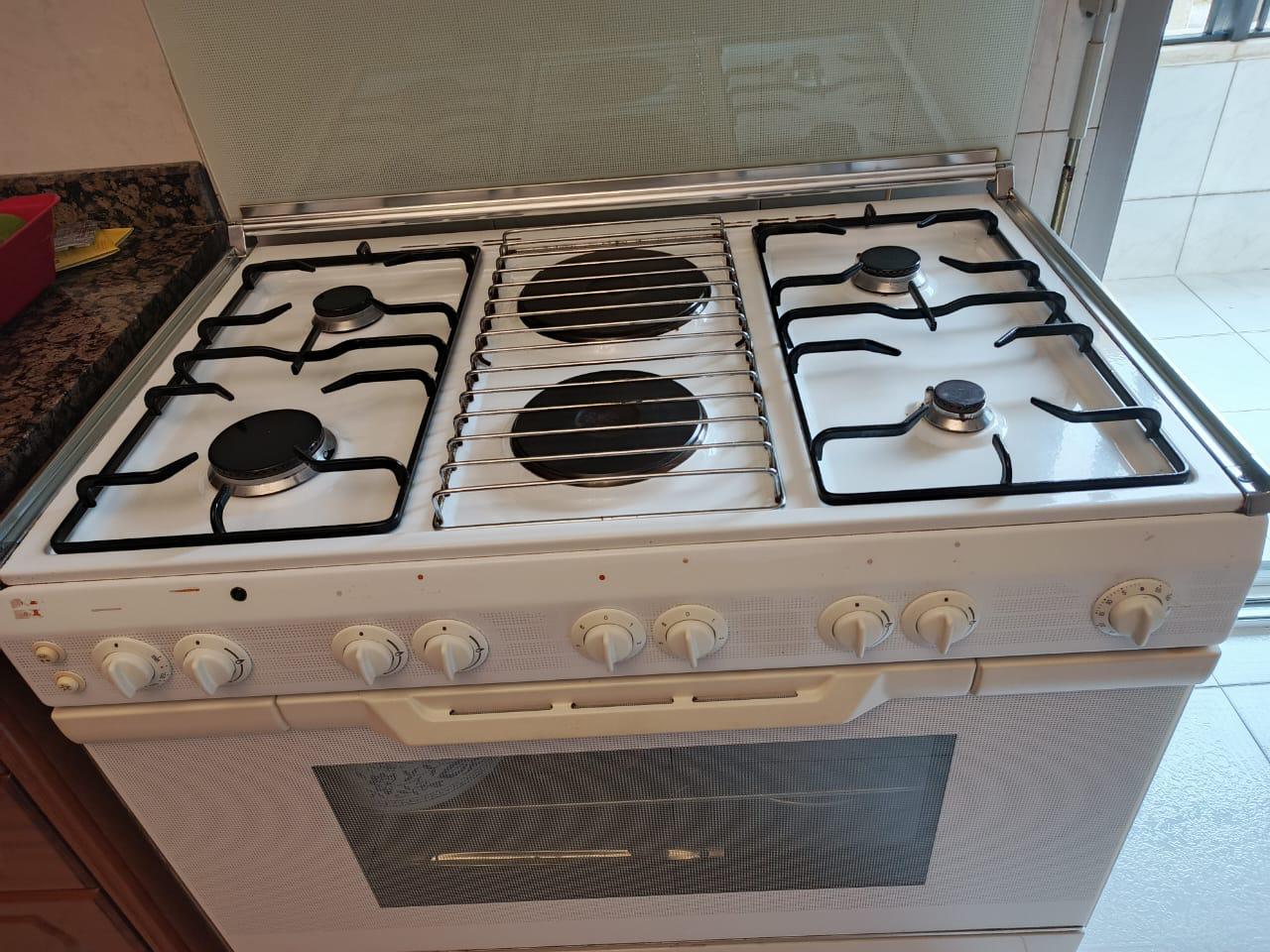 Gas - Oven
