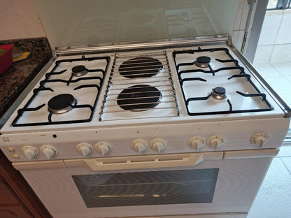 Gas - Oven