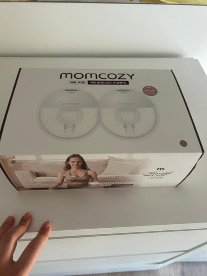 Wearable Pump - Momcozy M5