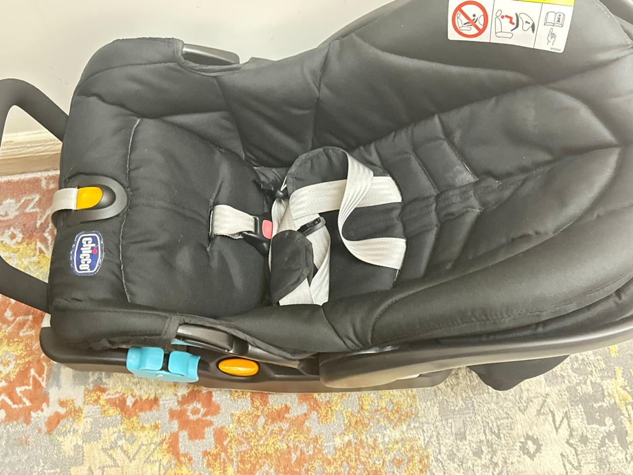 Infant Car Seat - Chicco