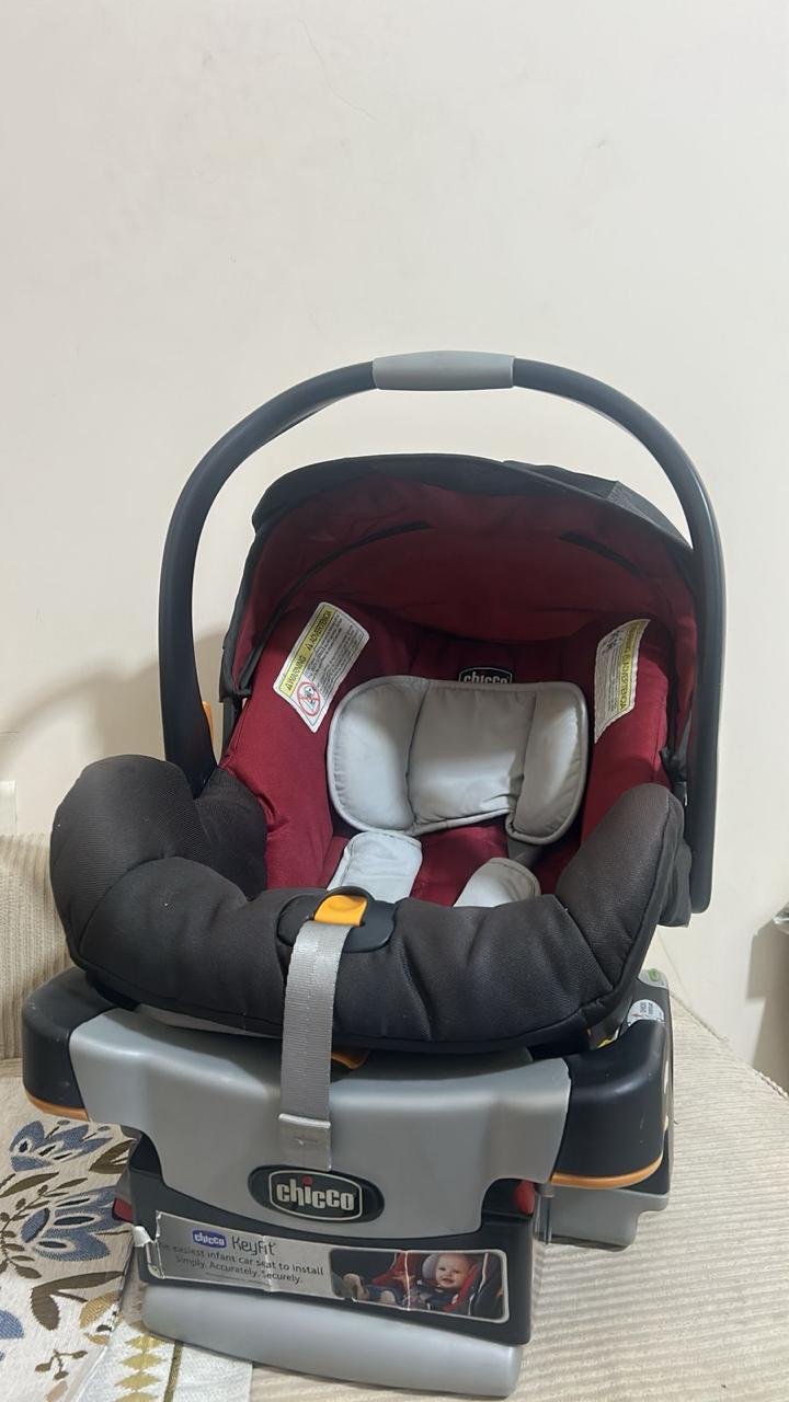 Infant Car Seat - Chicco