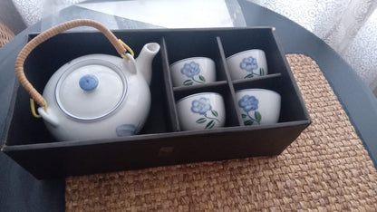 Tea Set - New