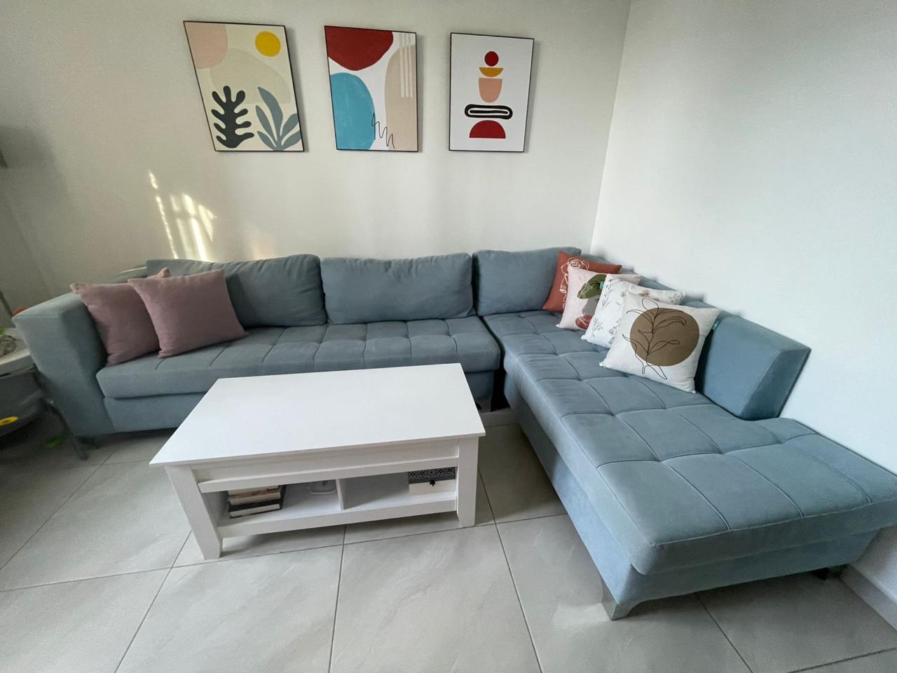 L Shape - Corner