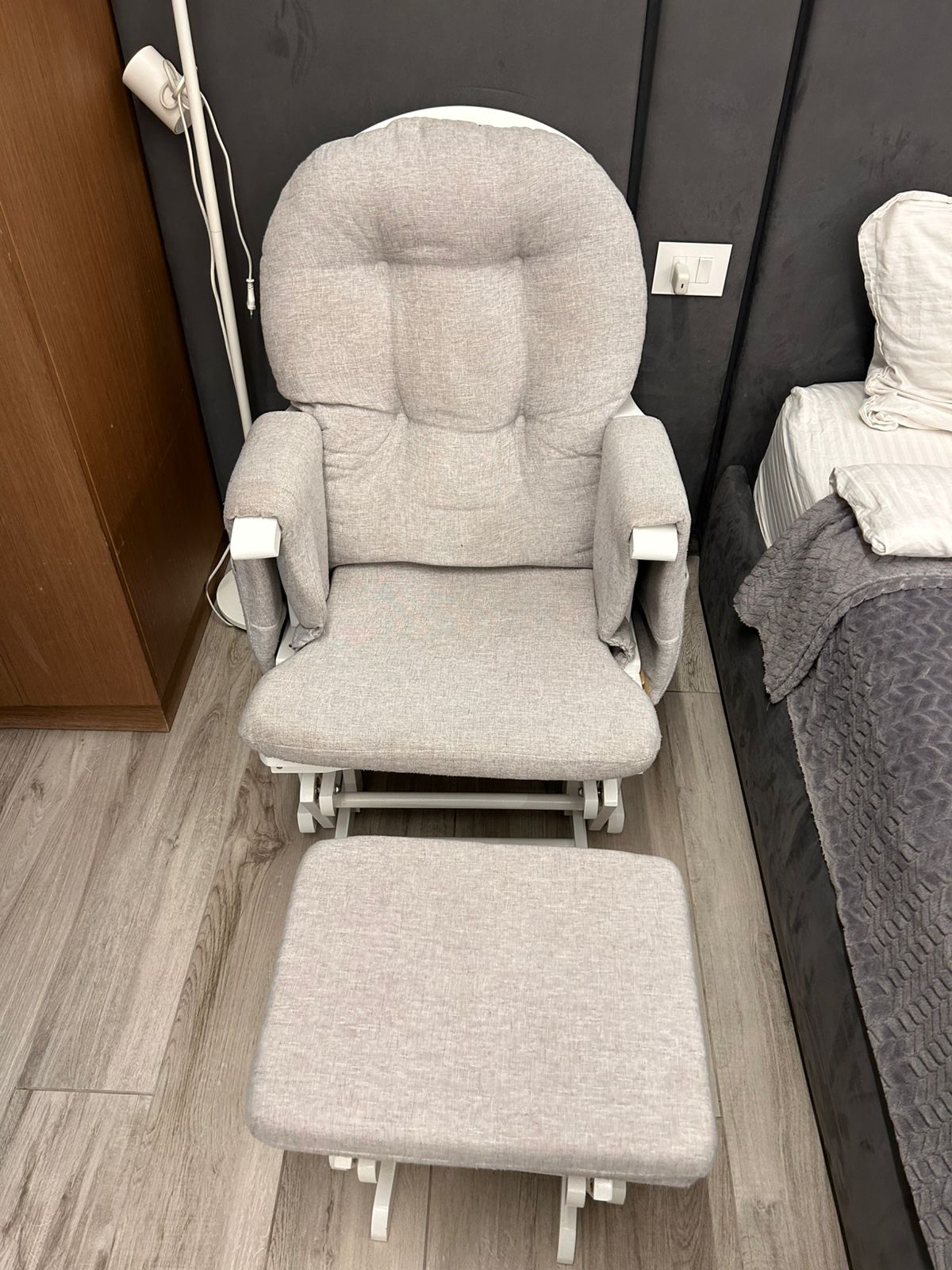 Nursing Chair