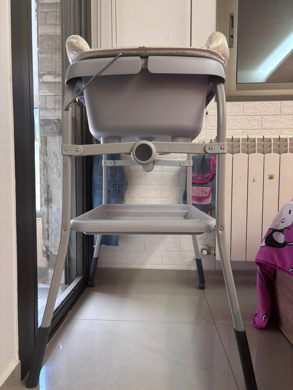 Bathtub and Changer