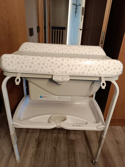 Bathtub and Changer