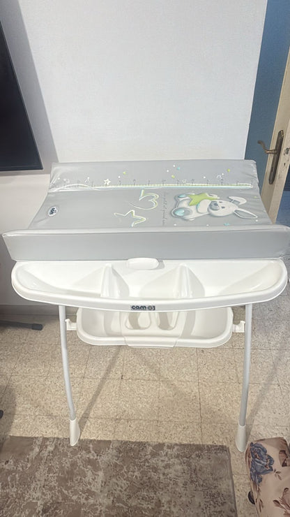 Bathtub & Changer
