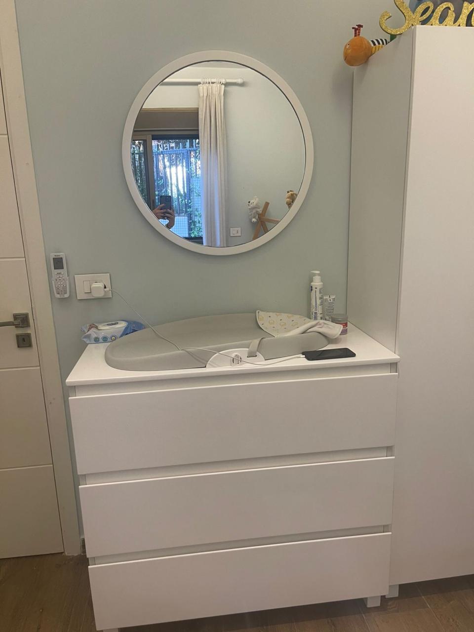 Closet and Drawers Unit