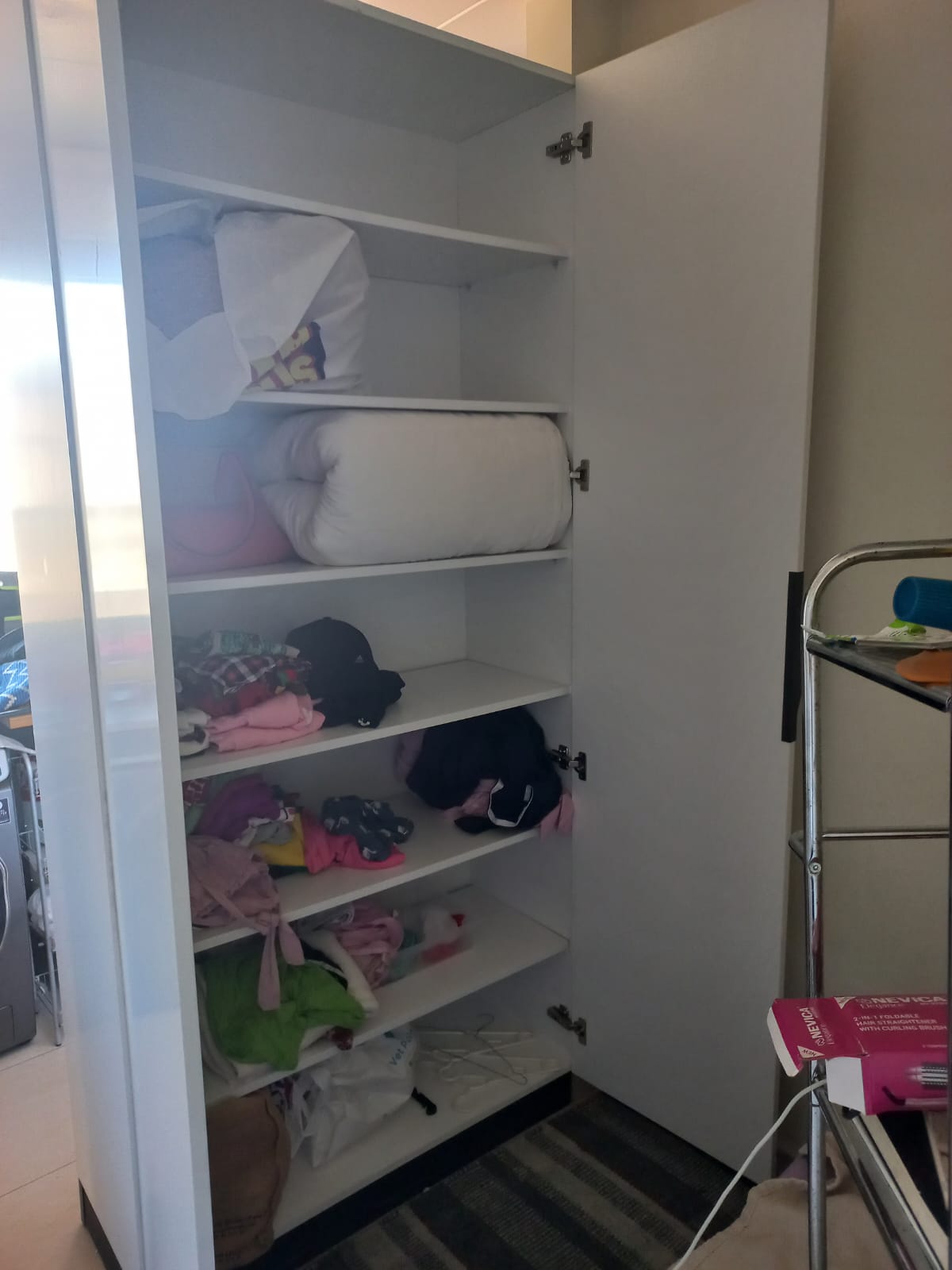 Single Bed and Closet