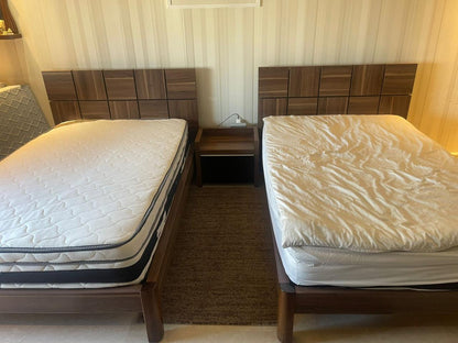 Twin Bedroom - 2 Single Beds